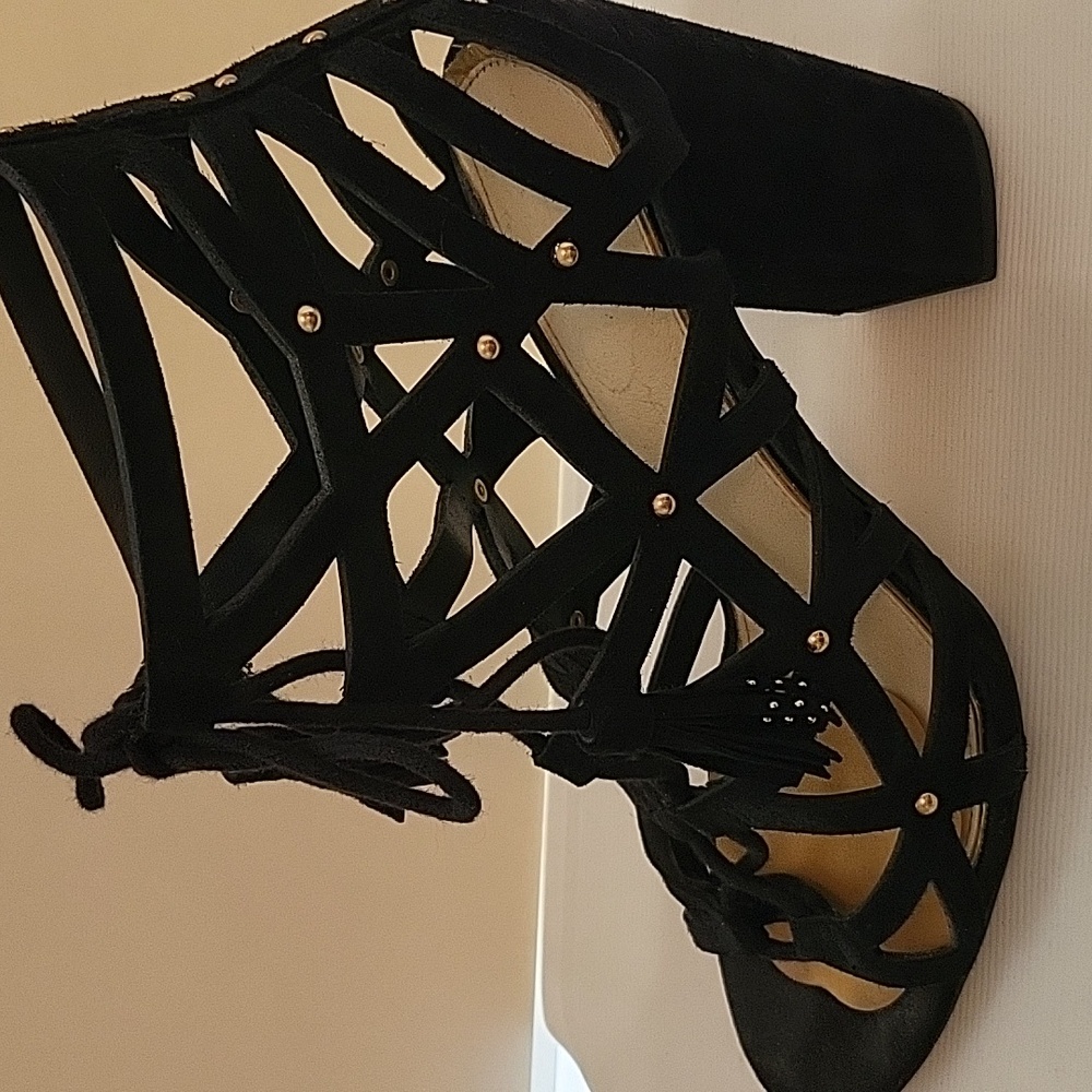 Black suede sandal